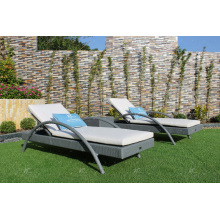 Chaise longue solaire Poly Rattan pour plage, piscine et stationnement